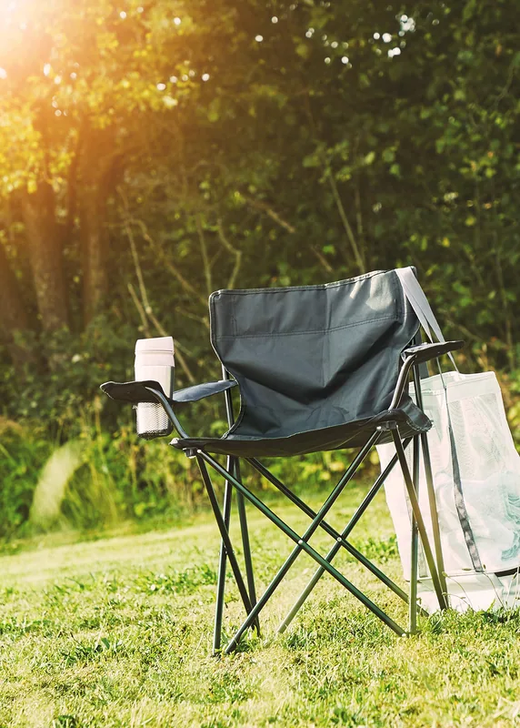 Outfit NO disponible Silla Plegable Camping 80X83,5X51CM Color Negro - 1 unidad
