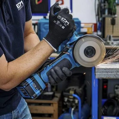 Koma Tools 08760 Amoladora 20V Pro Series con batería 4.0 Ah y cargador – foto 2